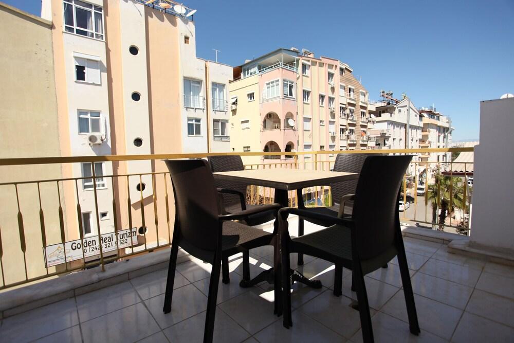 Golden Spark Aparthotel Αττάλεια Εξωτερικό φωτογραφία